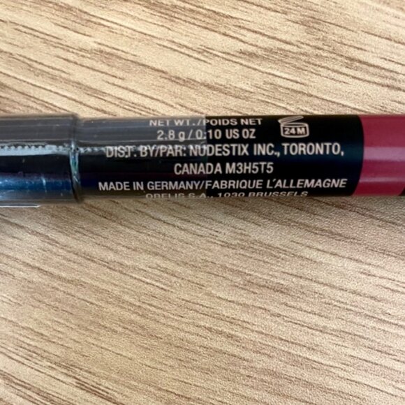 Nudestix Magnetic Matte Lip Color in Saint Red Full Size 2.8g/0.10oz - Picture 5 of 8